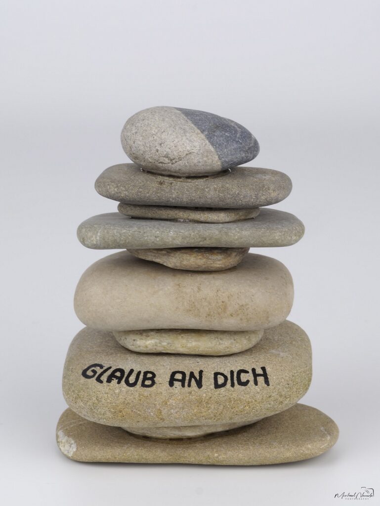 Steine Balance Gleichgewicht Turm Naturmaterial Formenspiel Erdung Ruhe